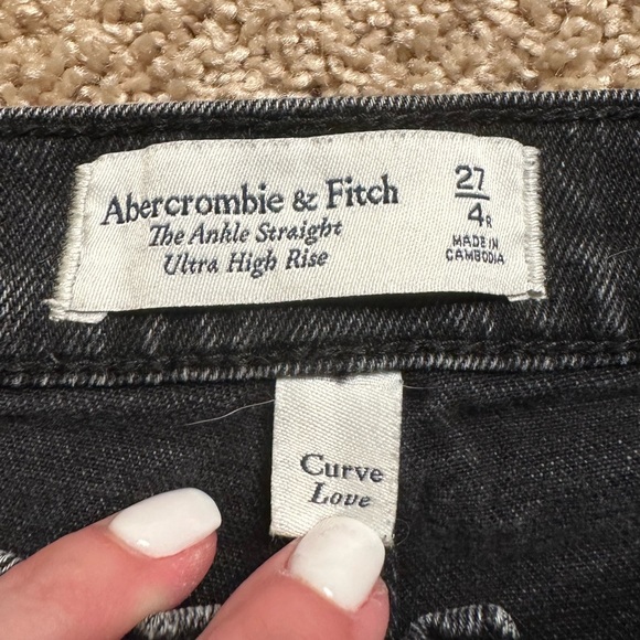 Abercrombie & Fitch The‎ Ankle Straight Ultra High Rise Ripped Jeans - Picture 3 of 4